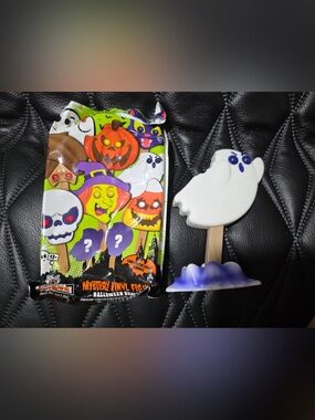 Culturefly Meltz Halloween Series 1 Ghost